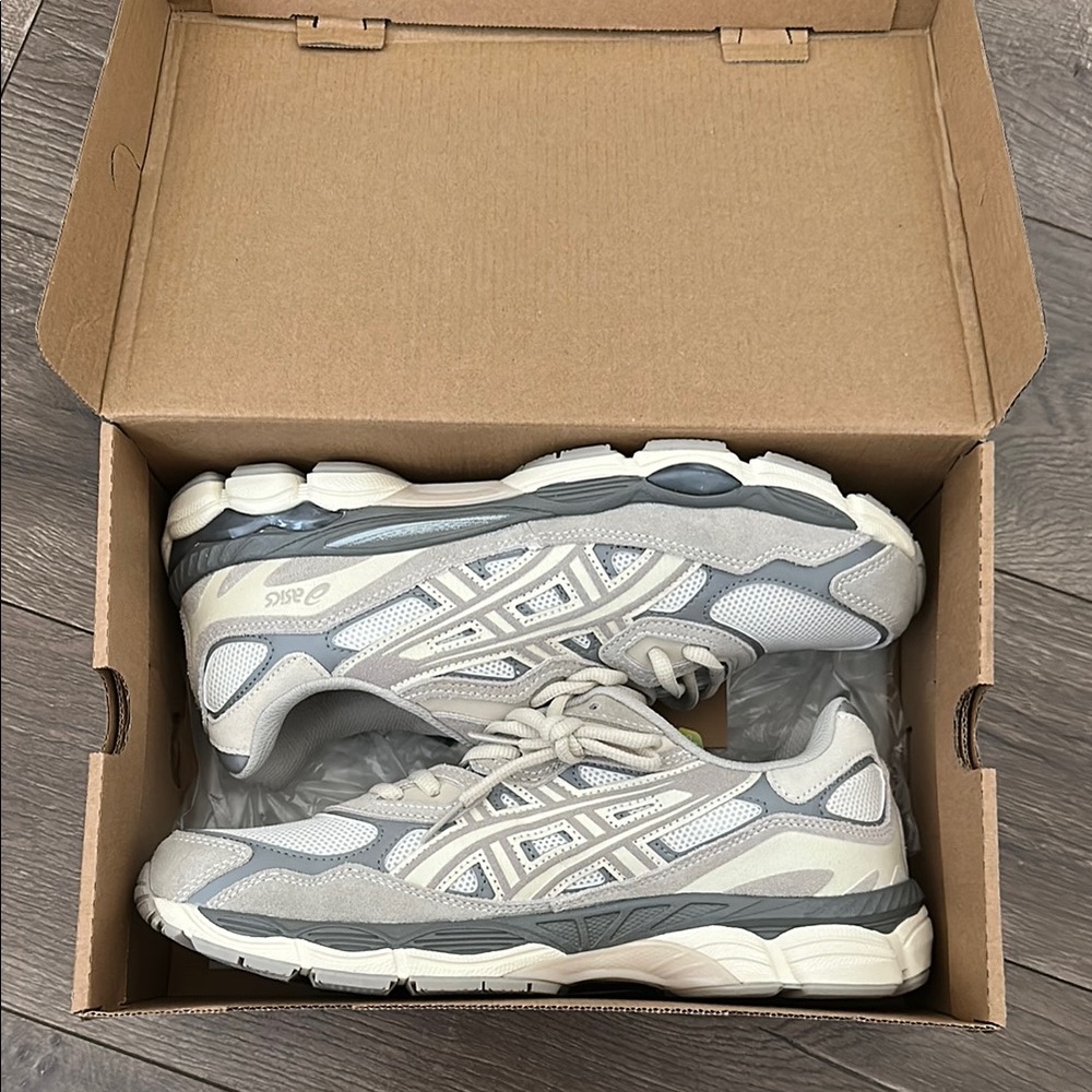ASICS Gel NYC - Cream Oyster (size 11)